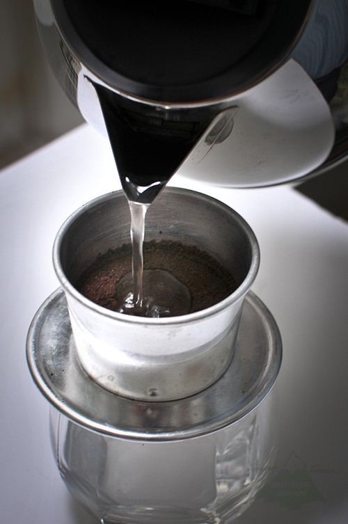Hướng dẫn pha café phin nguyên chất (3)