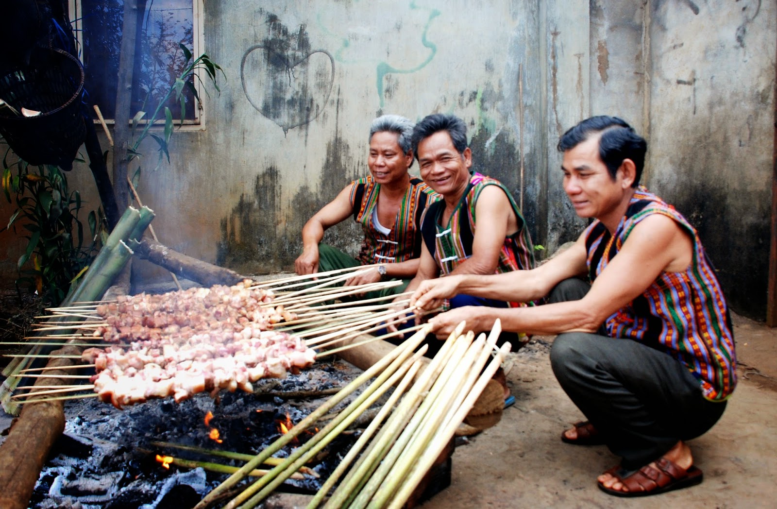 cơm lồ ô tây nguyên