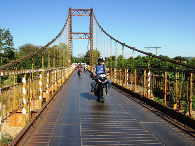 Cầu treo Kon Klor.