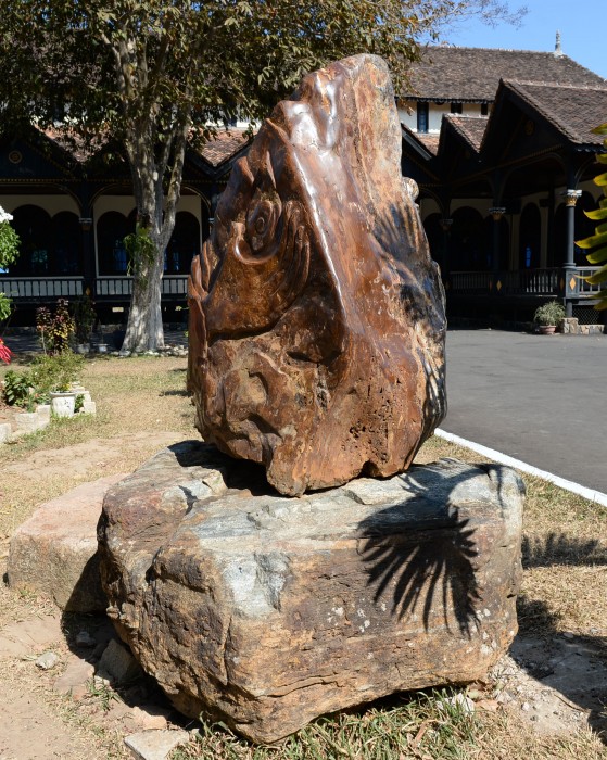 nhà thờ gỗ kon tum 8