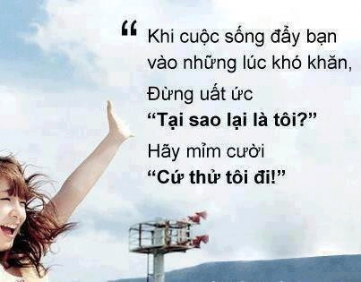 Bạn học nói bằng cách lắng nghe từ gia đình. Bạn học đi, học ăn, học hát và làm hầu hết mọi việc bằng cách nhìn người xung quanh làm. Họ là những hình tượng của bạn.