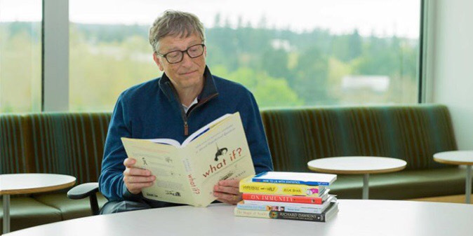 bill gates đọc sách