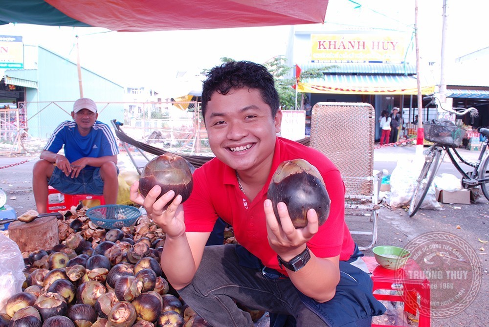 mieu ba chua xu chau doc an giang 8